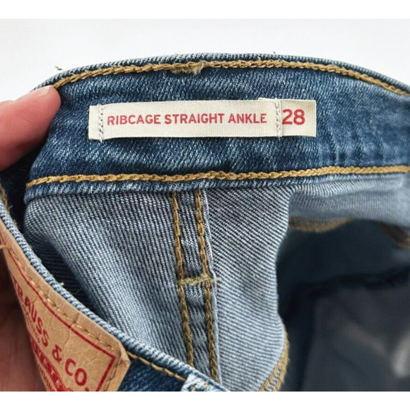 Levi's Womens Ribcage Straight Ankle Jeans Size 28 Stretch Modern Button Fly - Picture 5 of 6